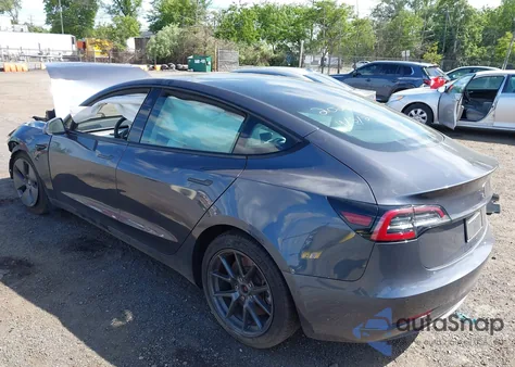 2021 Tesla Model 3 Standard Range Plus Rear-Wheel Drive from USA, damaged, VIN 5YJ3E1EA5MF920820